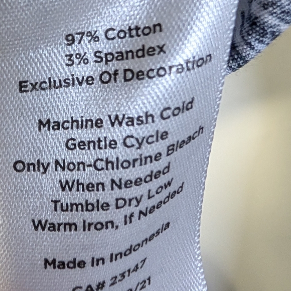 Talbots Womens 10 Blue Floral Button Down Shirt Non Iron Cotton - Picture 3 of 6